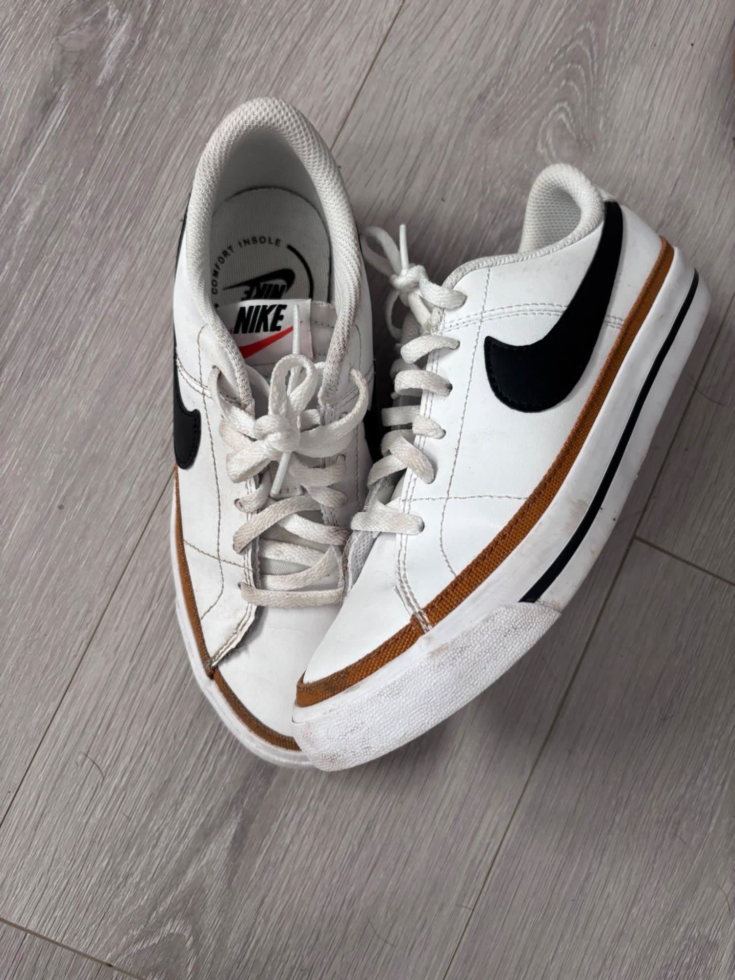 Nike Court Legacy, white / black swoosh / brown trim, photo 1