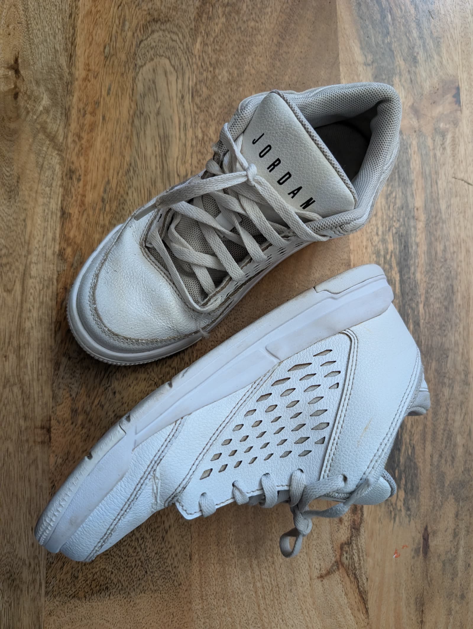 Jordan white leather mid-top, photo 1